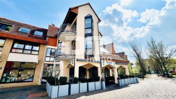 (R)eserviert!Schöne zentral gelegene Wohnung mit großem Balkon und Tiefgaragenstellplatz 34255 Baunatal, Etagenwohnung